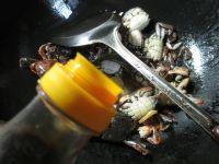 炒膏蟹的做法步骤6